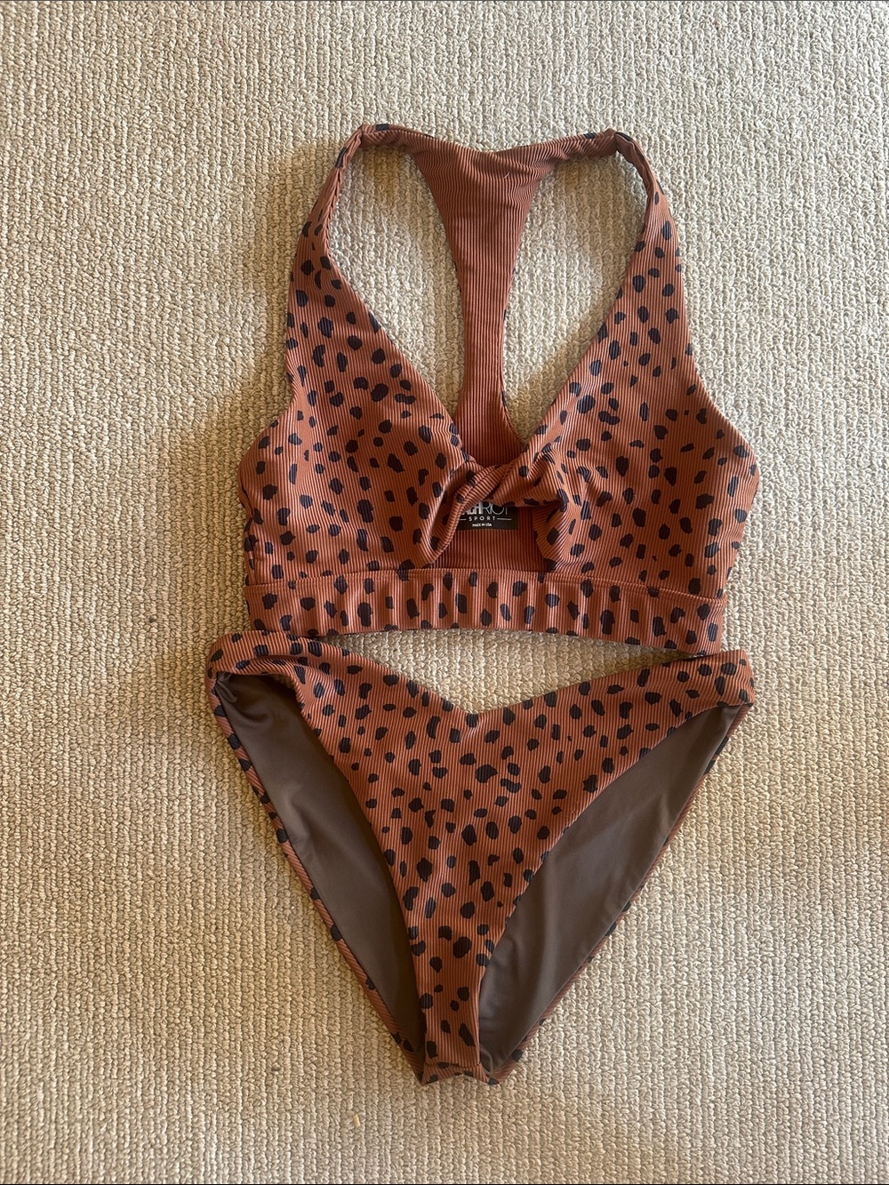 Beach Riot Sport 2 piece never worn